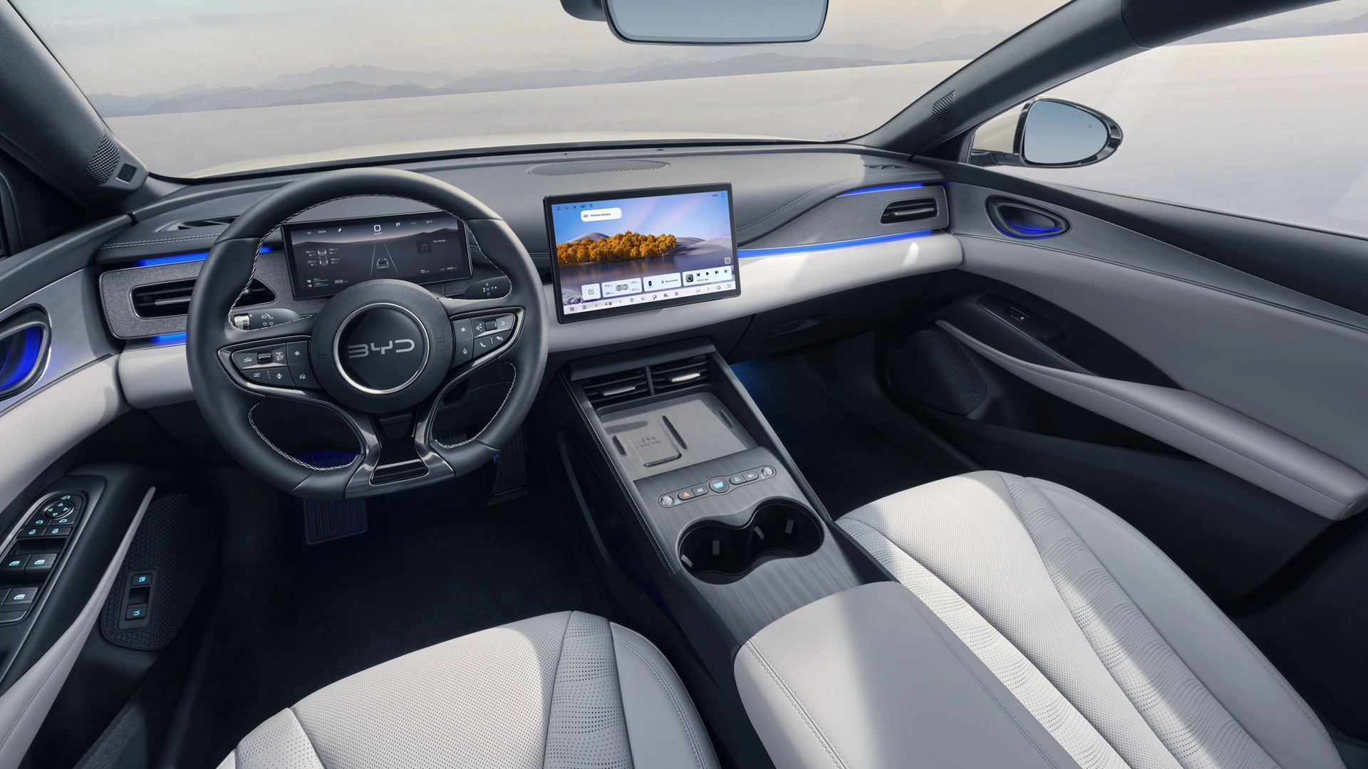 BYD Seal 6 sedanin etumatkustamo ja kelluka keskinäyttö
