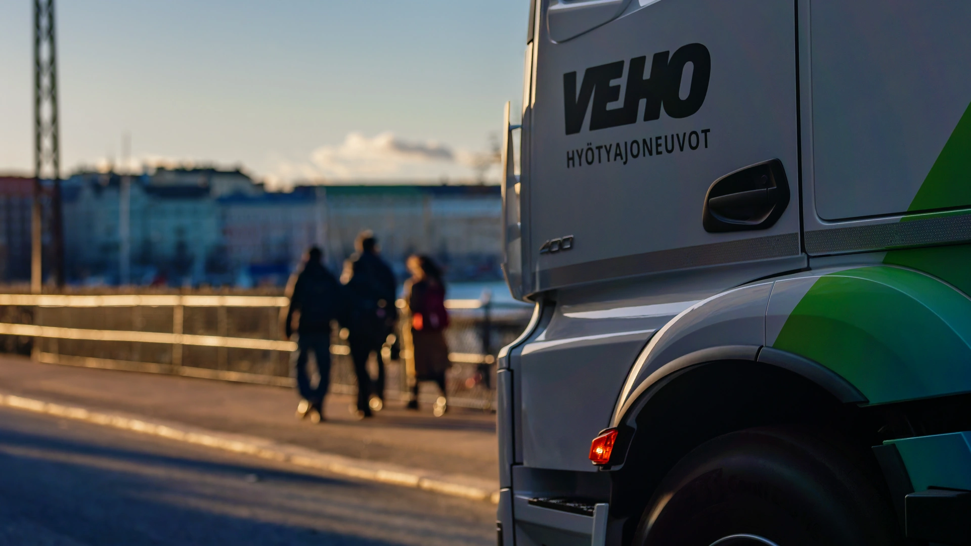 eActros400